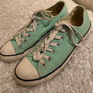 Chuck Taylor All Star Low Top Sneakers in Teal